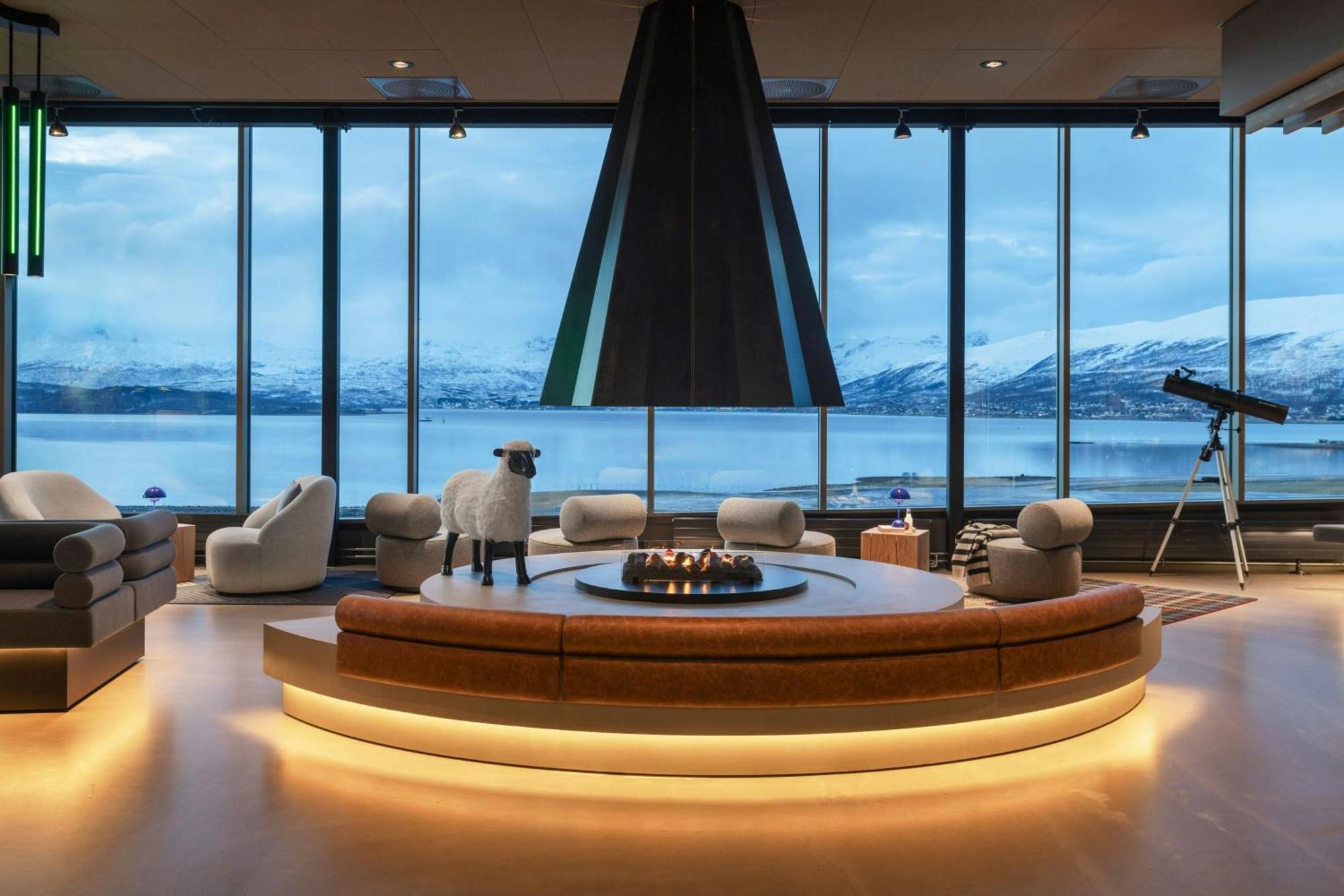 Hotel Moxy Tromsø Extérieur photo